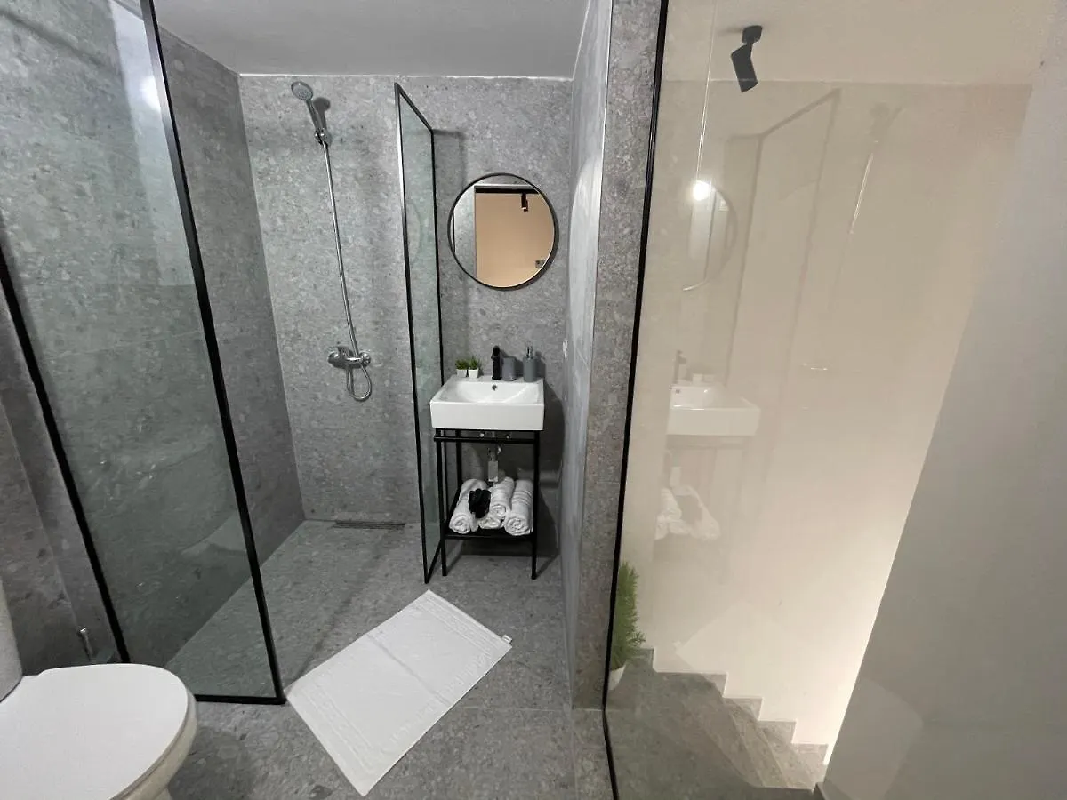Vela Apartament 2 Sarandë 0*,  Albanien