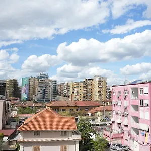 Ogi's Appartamento Tirana