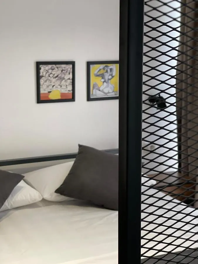 Vela Apartament 2 ساراندا ألبانيا