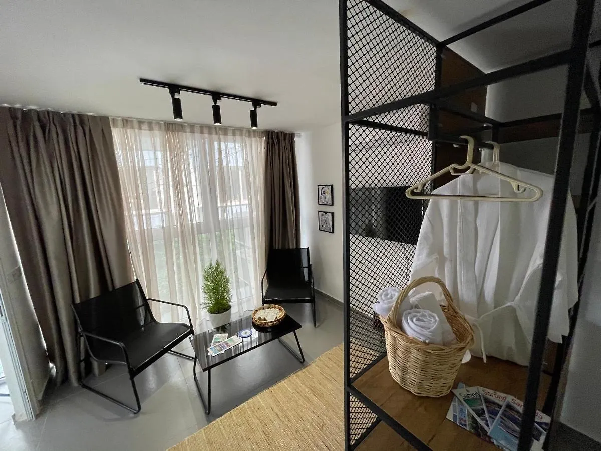 Vela Apartament 2 ساراندا